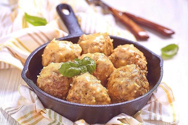 Émincé de hérissons à la sauce crémeuse