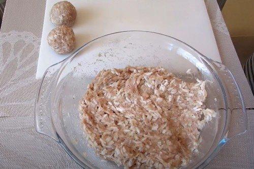 Émincé de hérissons au riz et à la tomate
