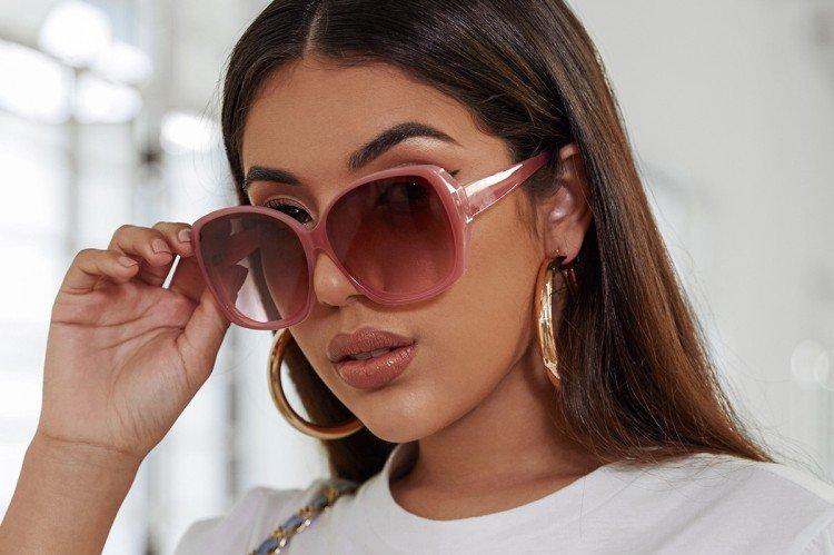 Lunettes de soleil pour femmes à la mode 2021 - photo