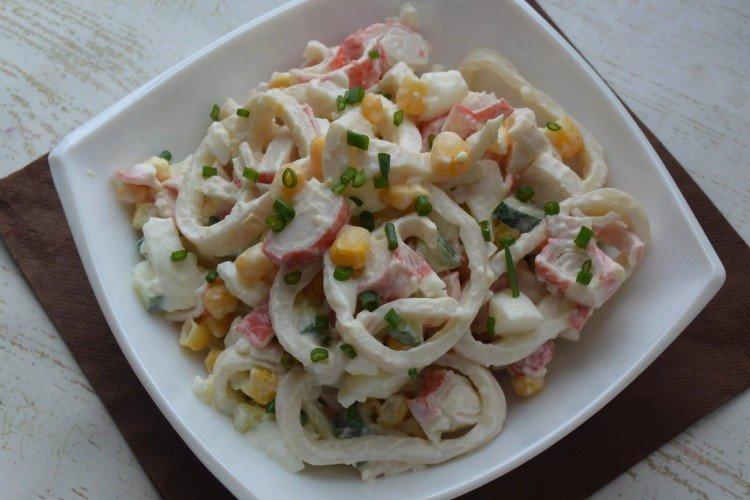 Salade de crabe aux calamars