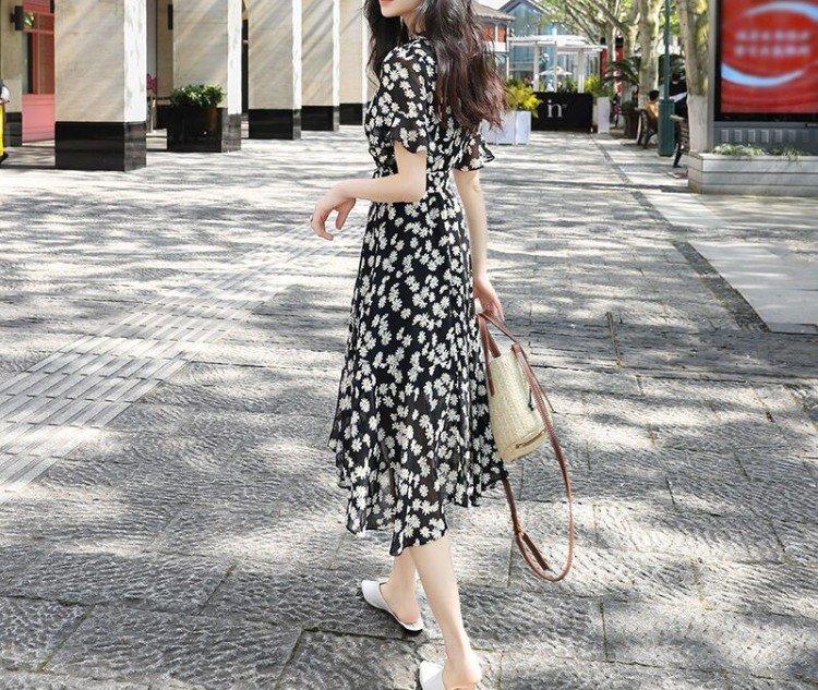 Robes, printemps-été 2021 - photos et idées