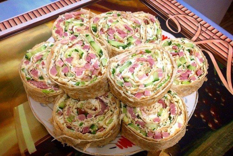 Rouleau de lavash au jambon et fromage