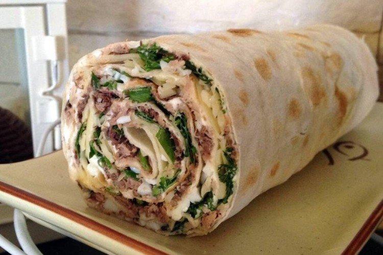 Rouleau de lavash au thon