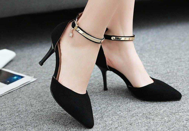 Chaussures pour femmes à la mode 2021 - photos et idées