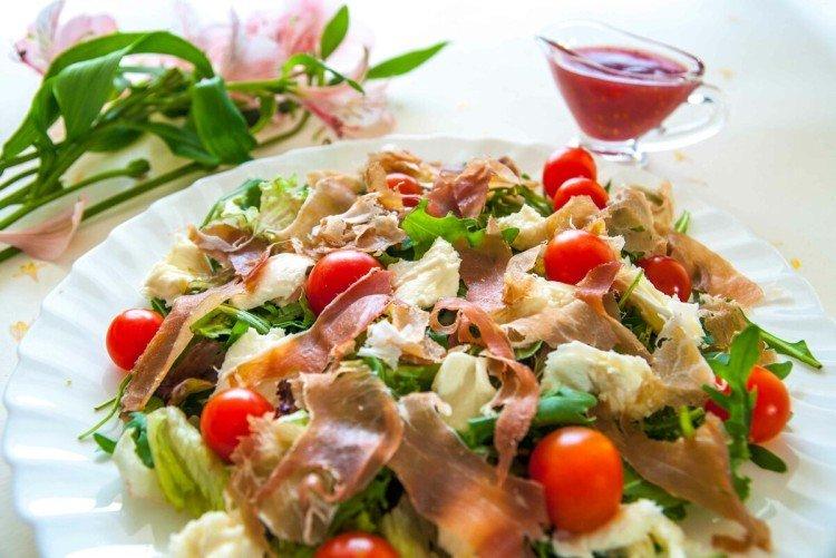 Salade de jambon et mozzarella