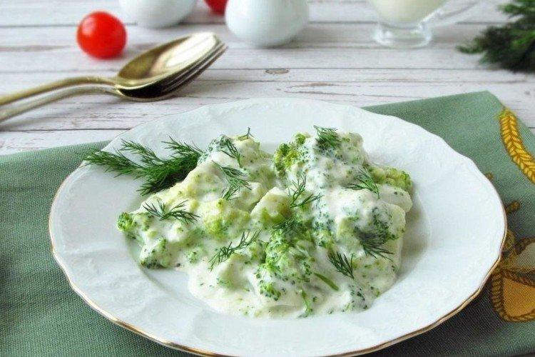 Brocoli à la crème sure