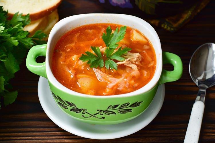 Bortsch au poulet et choucroute