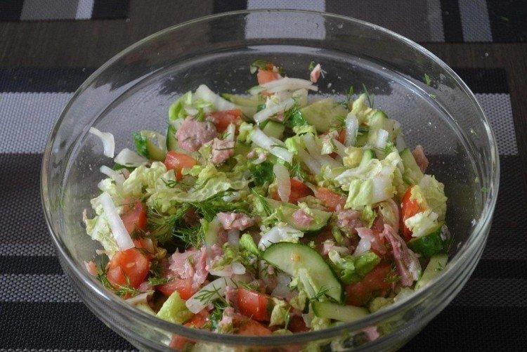 Salade de chou chinois au thon