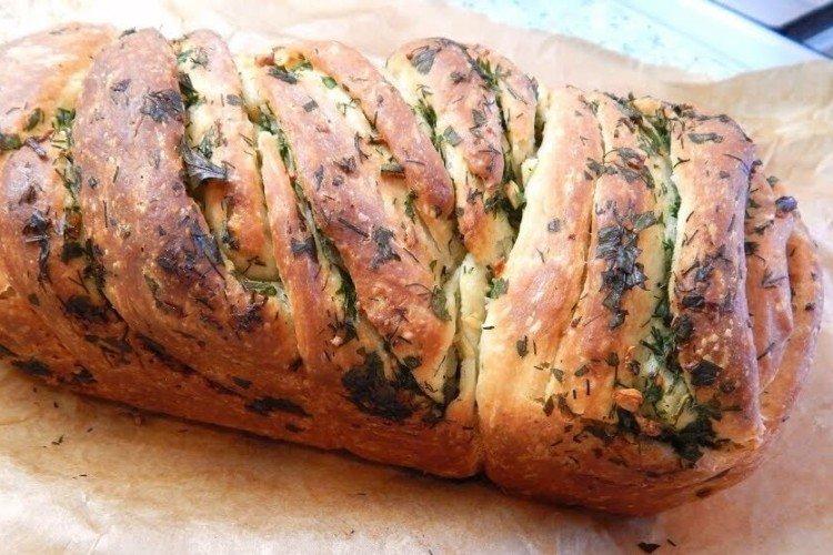 Pain maison aux herbes