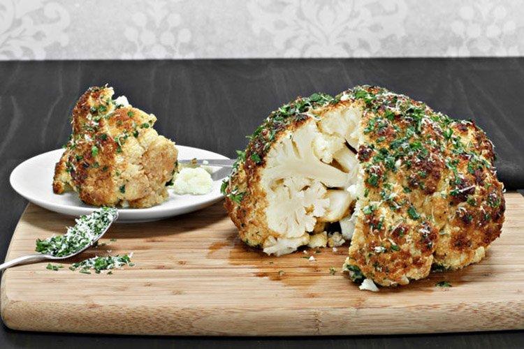 Chou-fleur à l'ail et au fromage