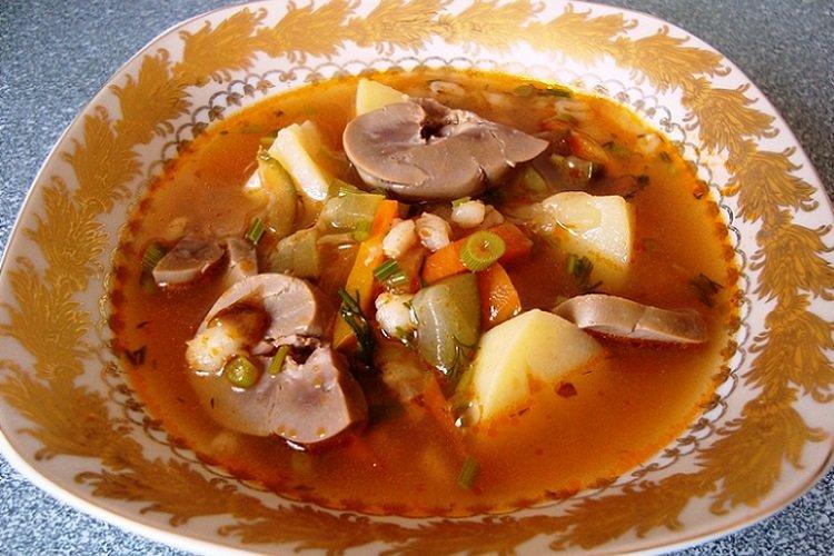 Soupe à l'orge et aux rognons de boeuf