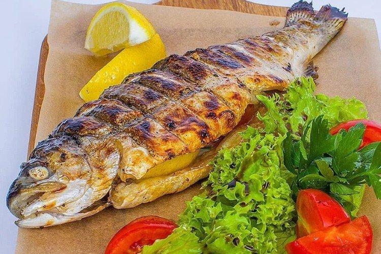 Truite au vin blanc sur le grill