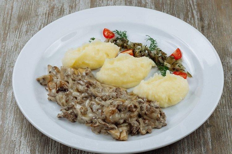 Boeuf stroganoff au fromage à pâte molle