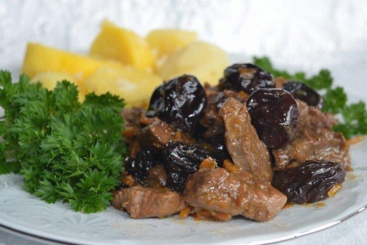 Boeuf stroganoff aux pruneaux