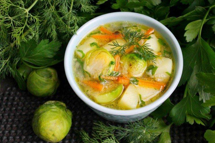 Soupe de brocolis et choux de Bruxelles