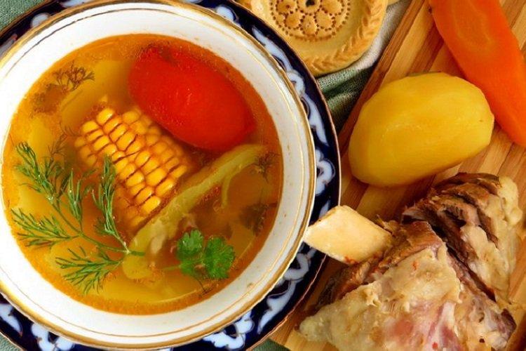 Shurpa au maïs et au boeuf