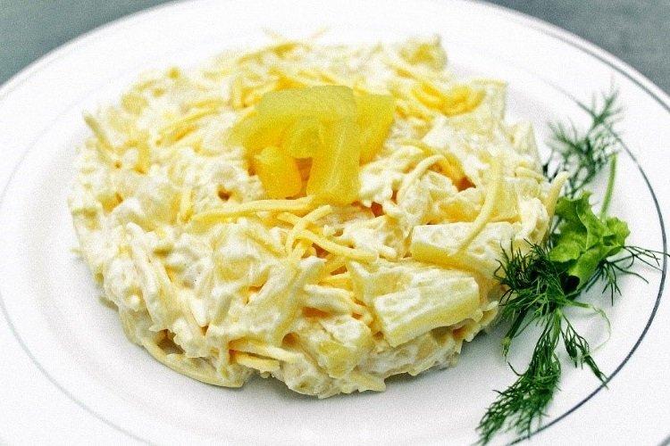 Salade d'ananas et fromage