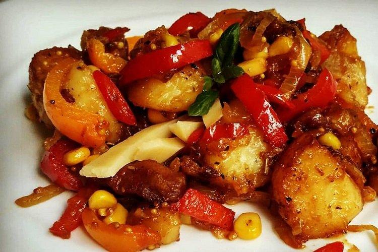 Pommes de terre sautées aux légumes
