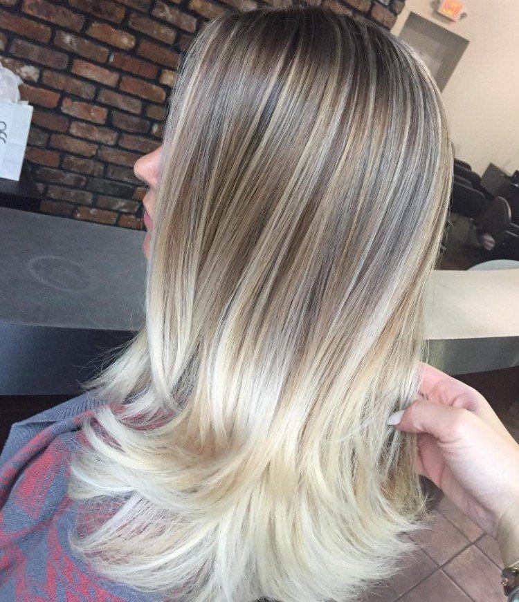 Mise en évidence sur cheveux châtain clair 2021 - photo