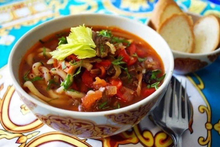 Lagman de boeuf aux haricots