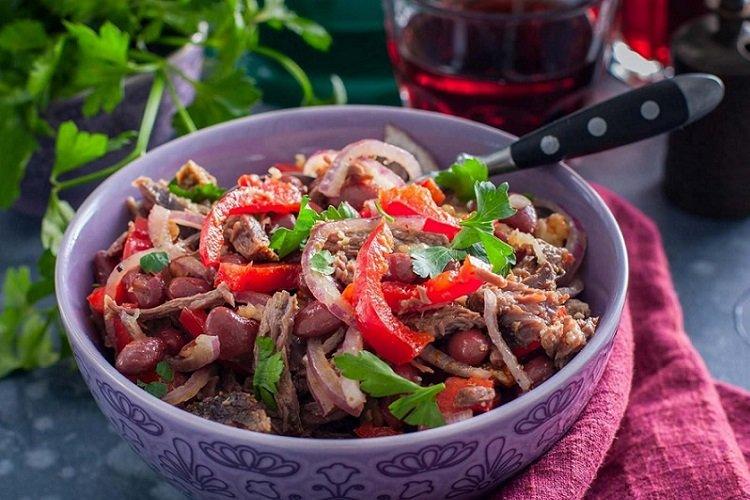 Salade de boeuf et haricots rouges
