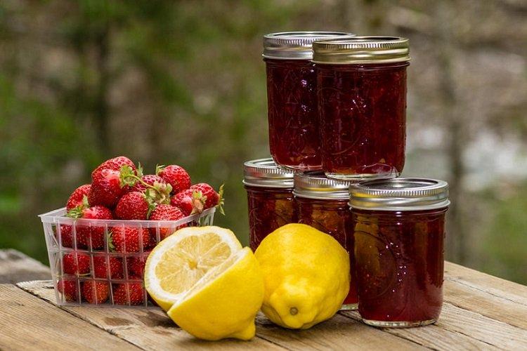 Confiture de fraises au citron
