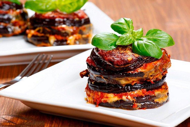 Aubergine au bacon au four