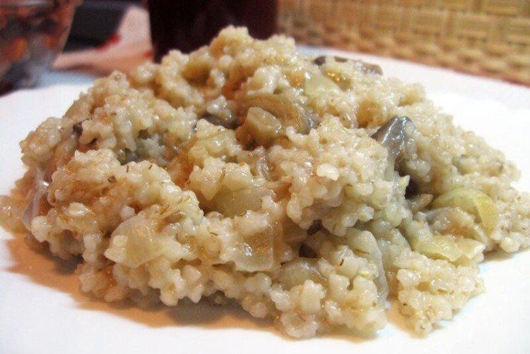 Bouillie d'orge aux champignons