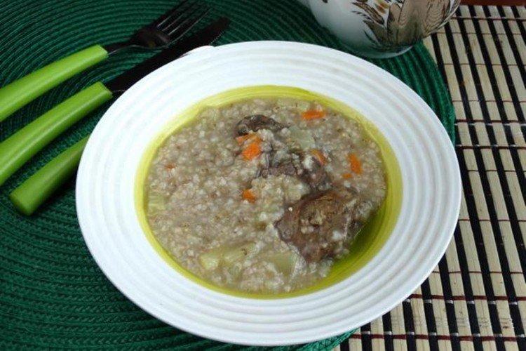 Bouillie d'orge au foie