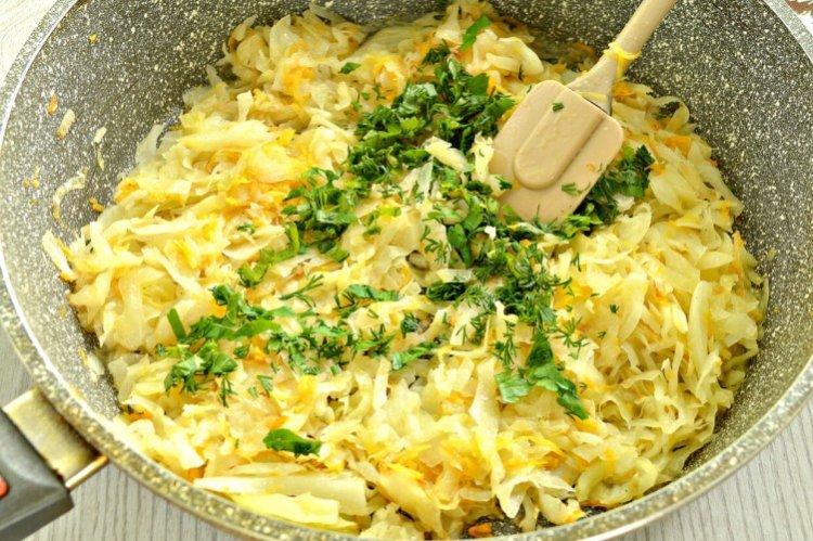 Farce au chou et aux herbes