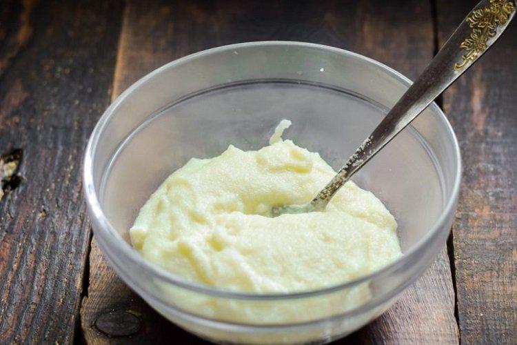 Bouillie de semoule au fromage cottage au lait