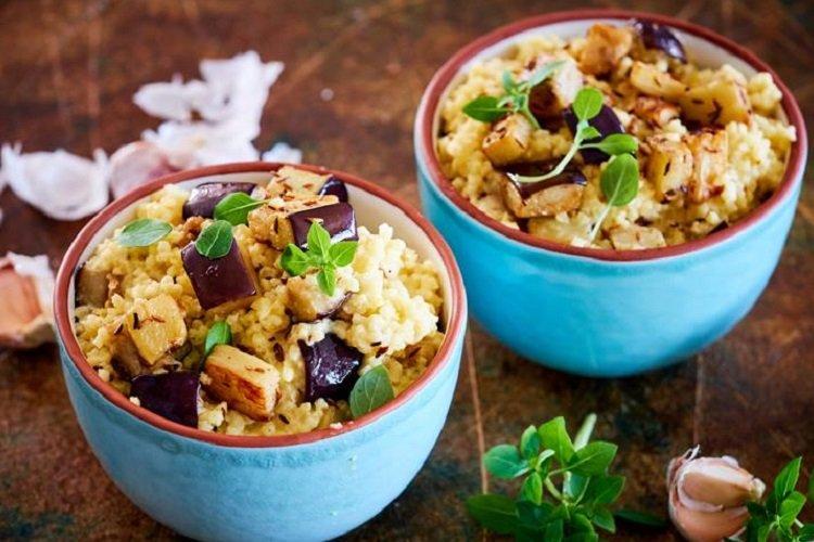 Bouillie de millet aux aubergines