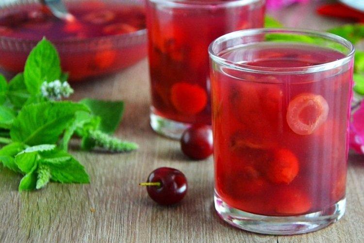 Compote de rhubarbe et cerises