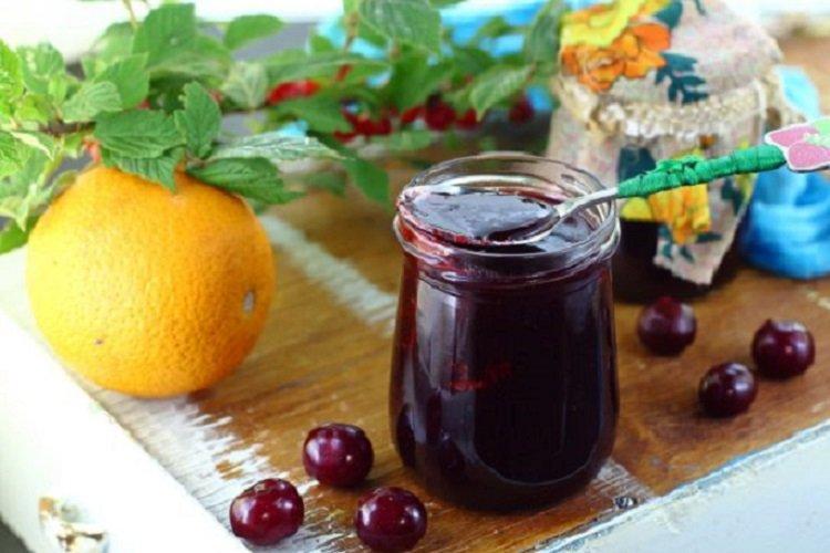 Confiture aux cerises et oranges