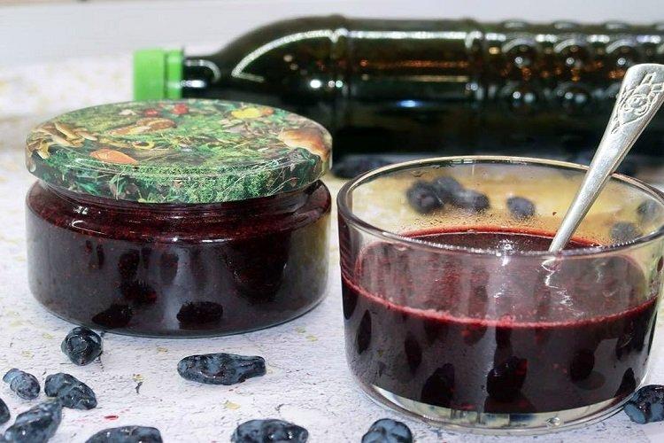 Confiture de chèvrefeuille, vanille et cannelle