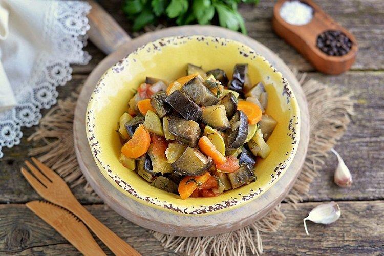 Courgettes mijotées aux aubergines