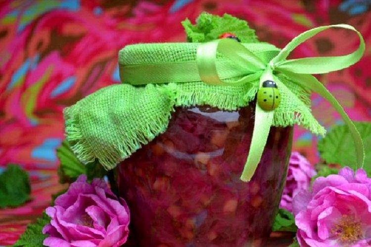 Confiture de pétales de rose aux pommes