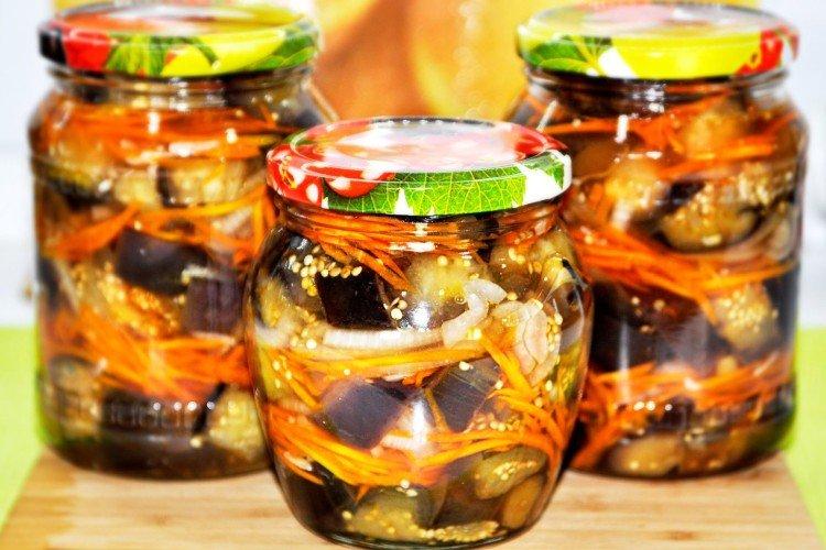 Salade d'aubergines aux carottes pour l'hiver