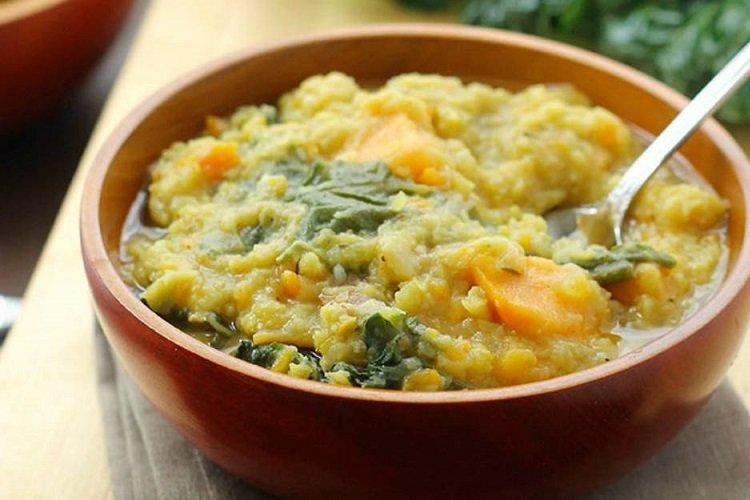 Bouillie de pois aux épinards