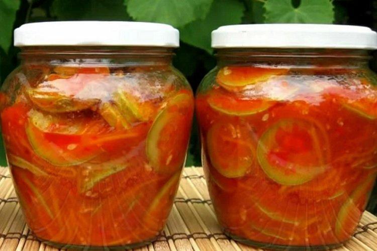 Courgettes à la tomate