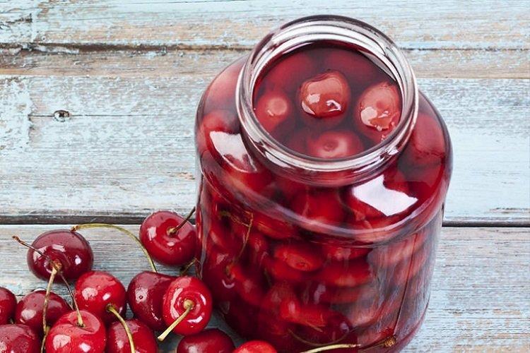 Cerises à l'acide citrique