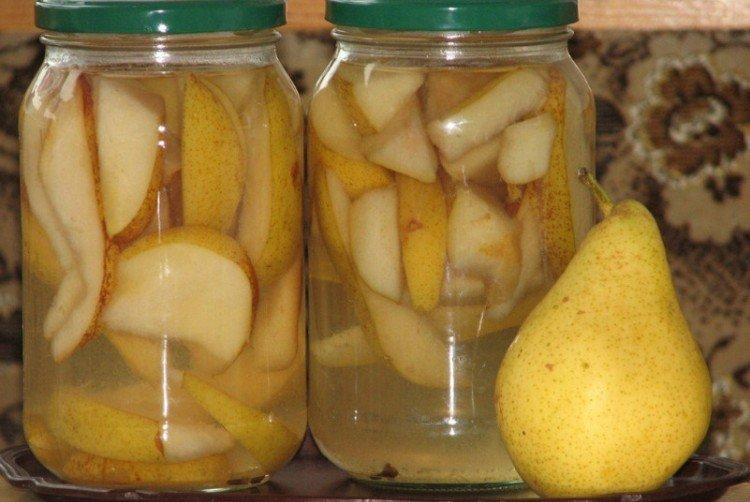 Compote de poires pour l'hiver