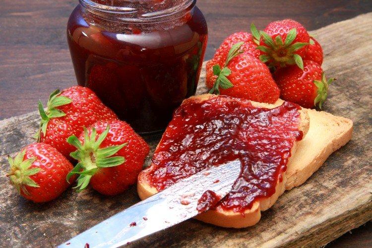 Confiture de fraises à la gélatine