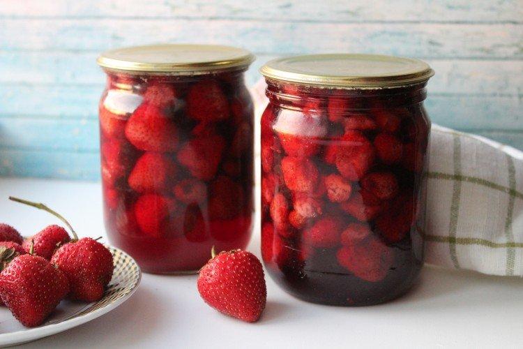 Fraises sans sucre pour l'hiver