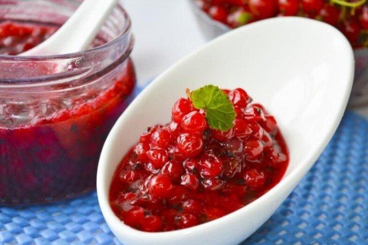 Confiture de groseilles rouge classique