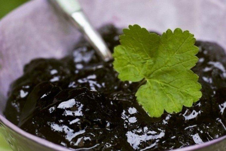 Confiture de mûres et cassis