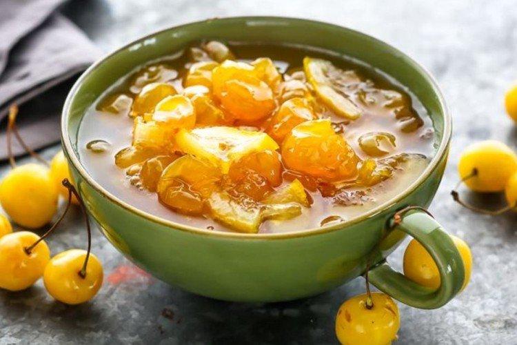 Confiture de cerises blanches au citron et à la menthe