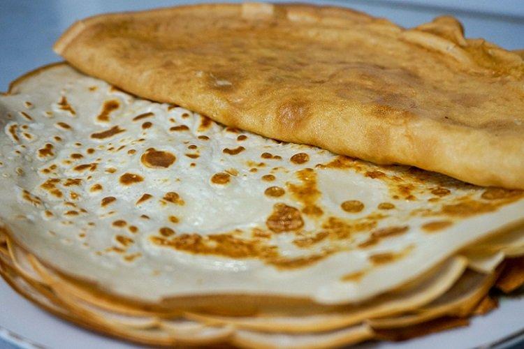 Crêpes au miel et au lait