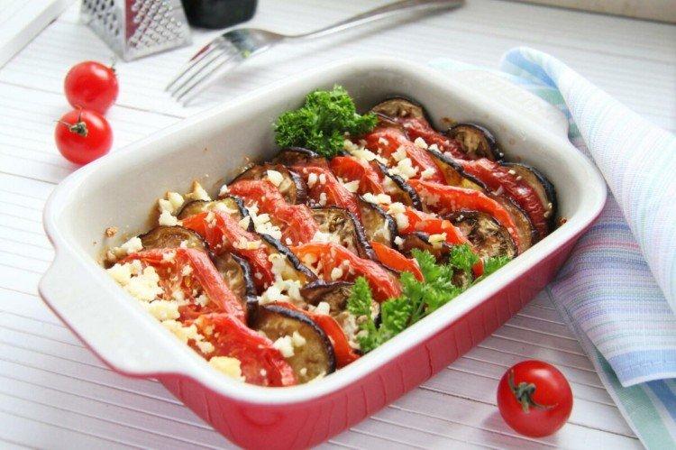 Aubergines aux tomates et fromage feta