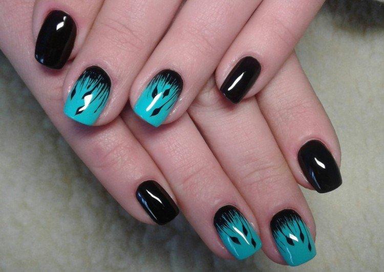 Manucure contrastée pour ongles courts